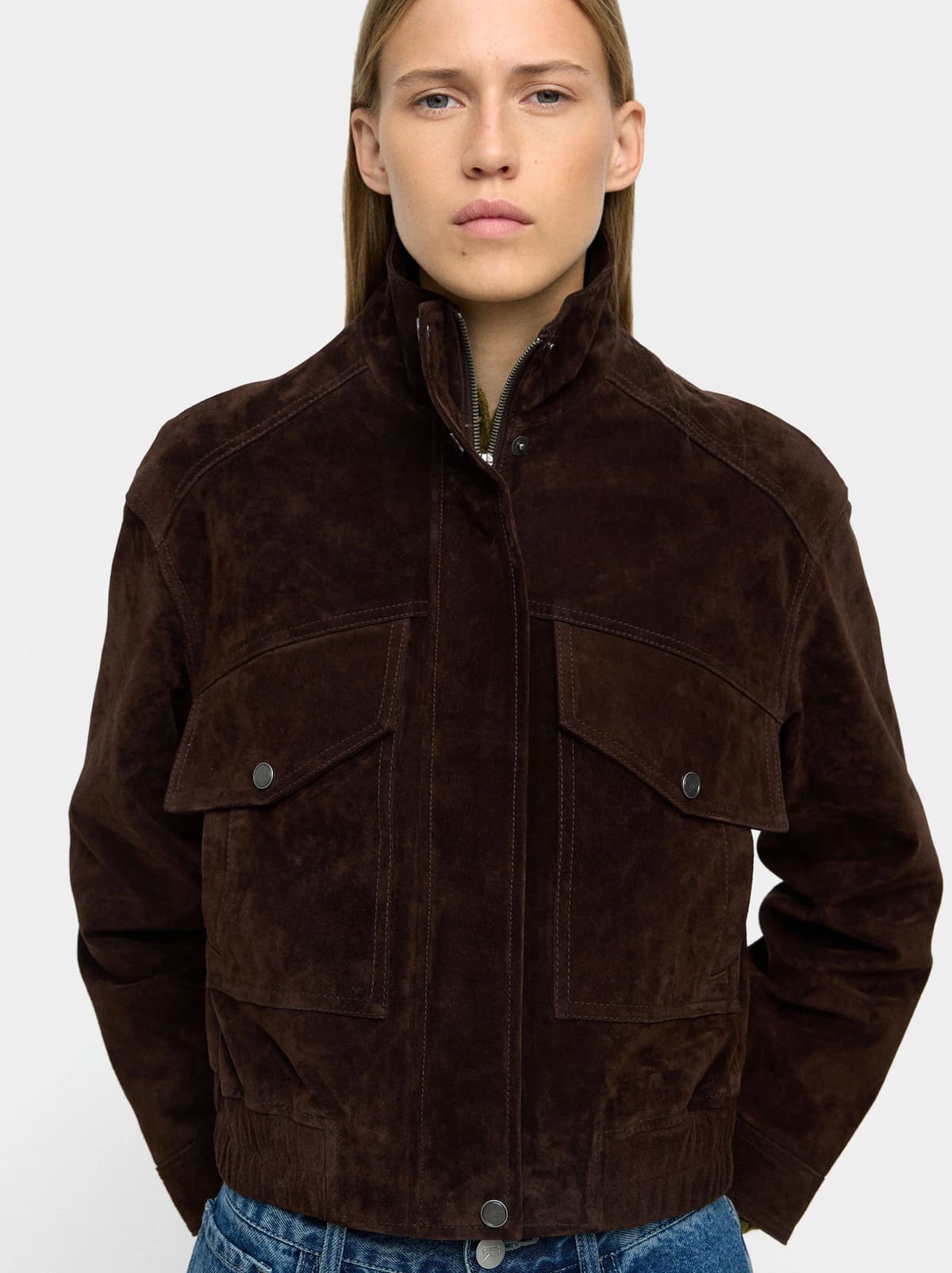 Chaqueta de piel con cuello alto