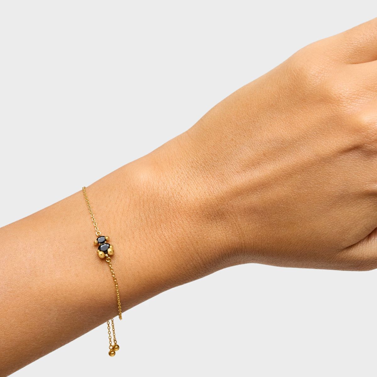 Pulsera cadena motivo oso con baño de oro 18 kt sobre plata y ónix Color Bear de Tous