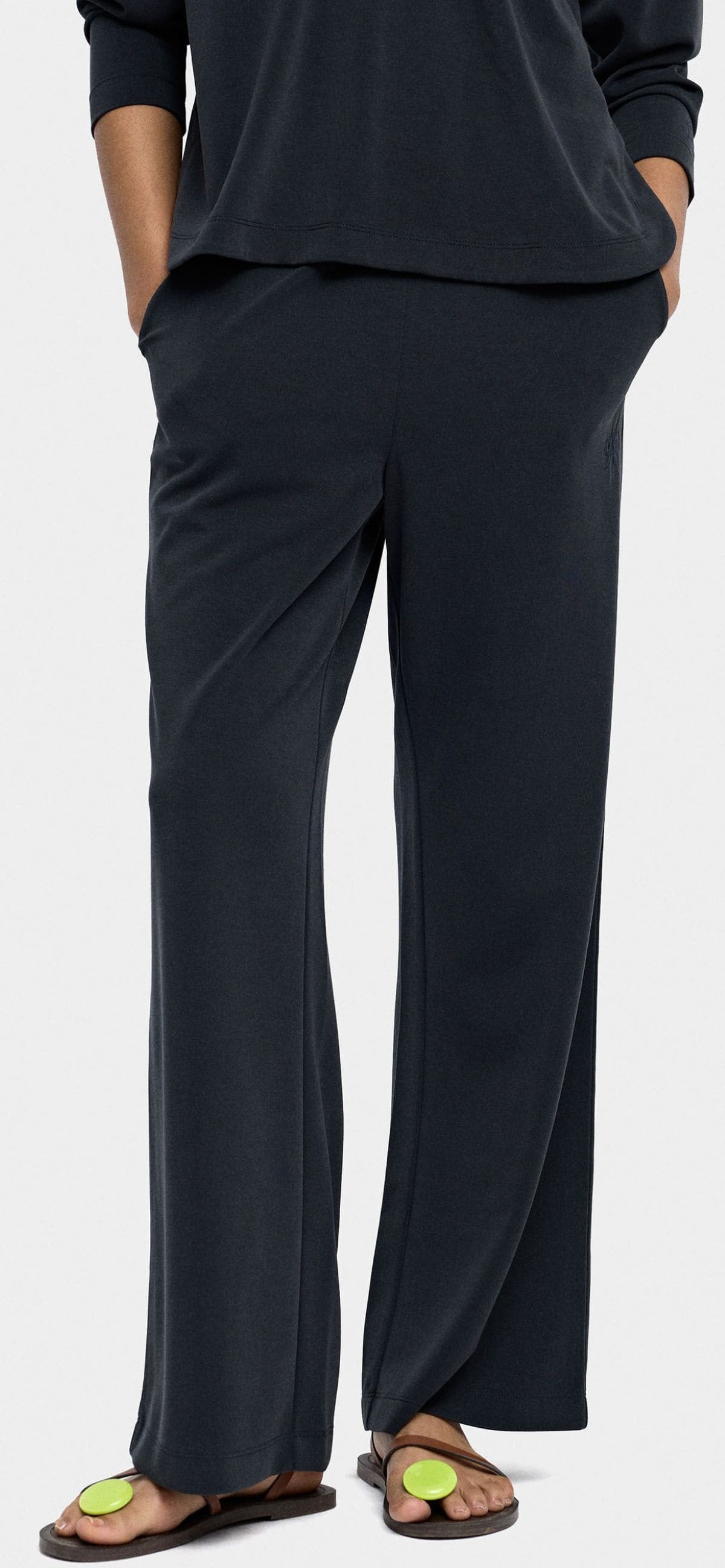 Pantalón con cintura elástica y bolsillos de Parfois