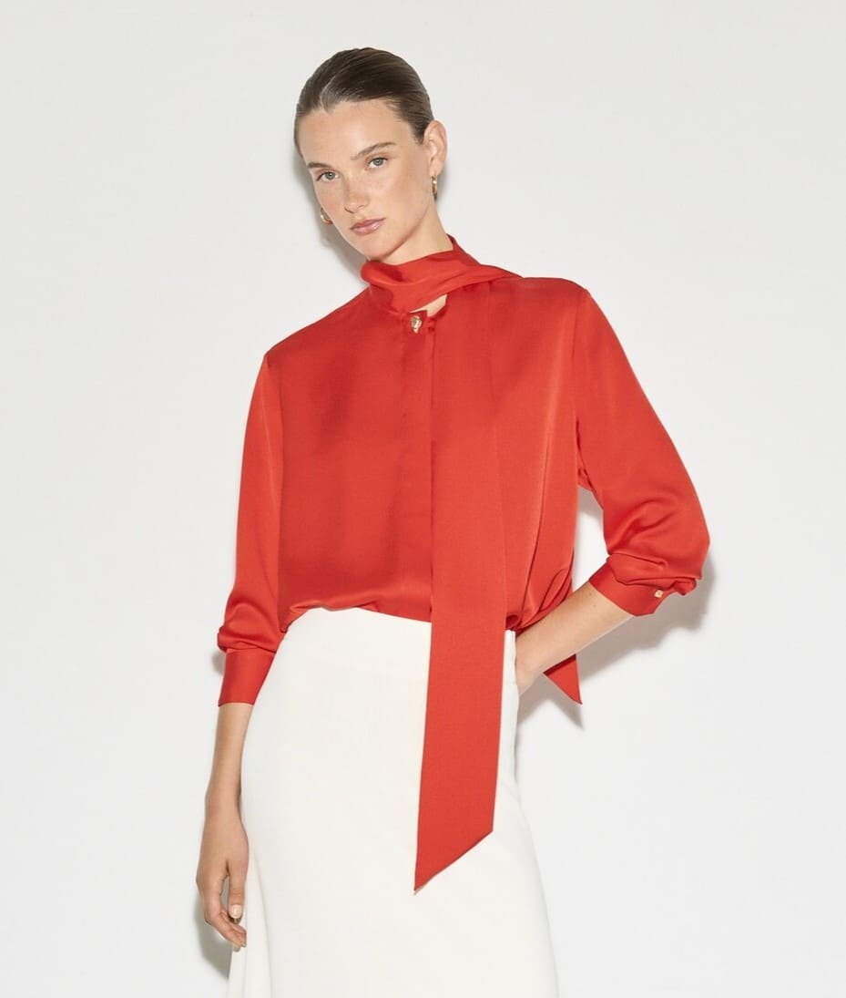 Woman El Corte Inglés Blusa de manga larga lisa de mujer