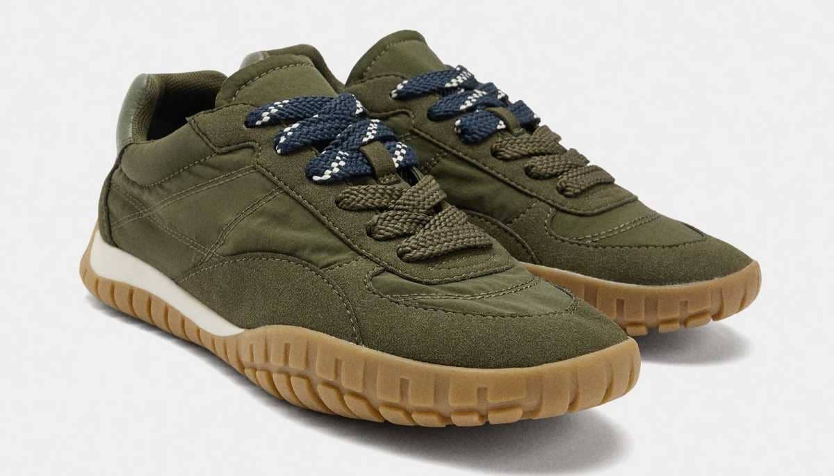 Zapatillas monocromáticas de Parfois