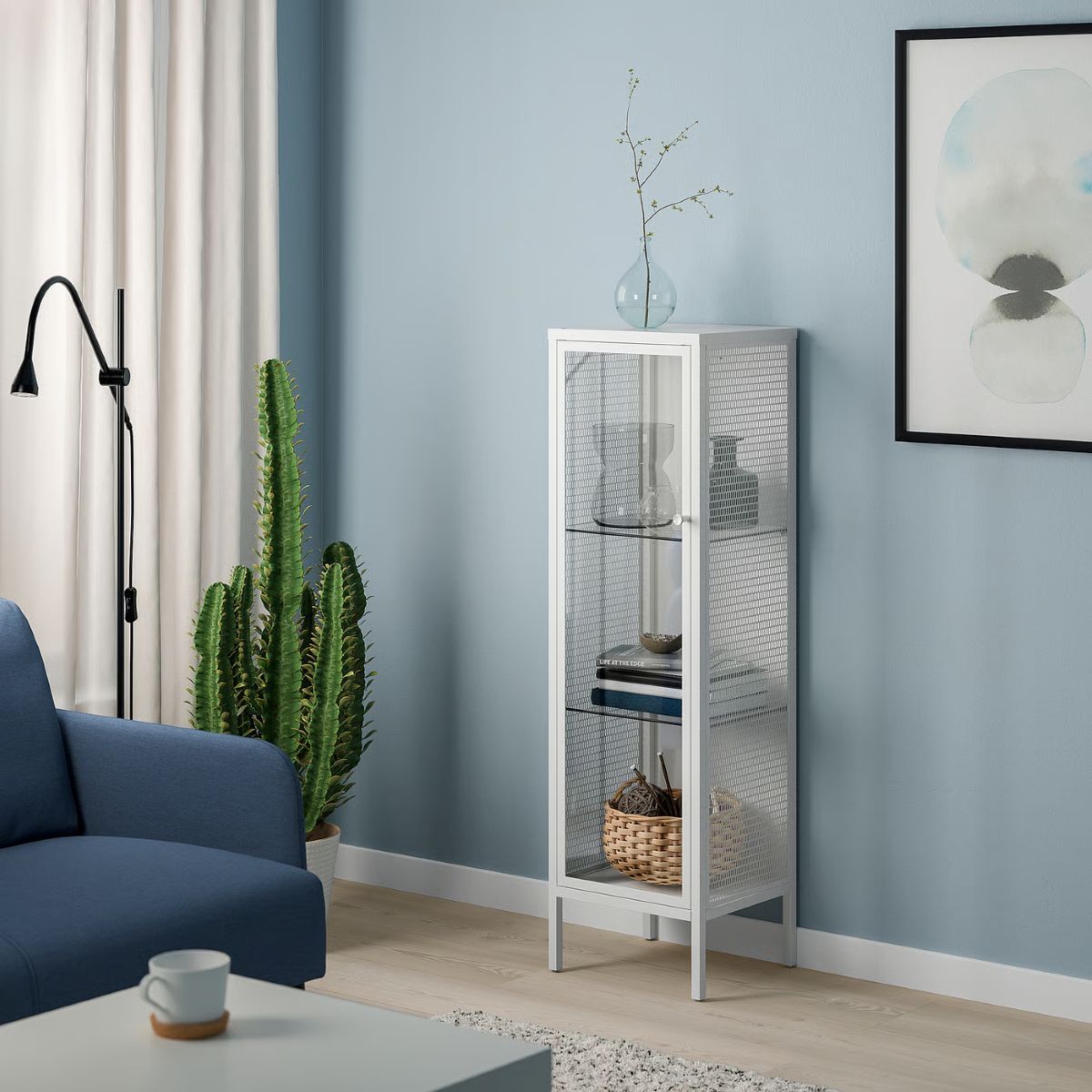 Mueble vitrina de la serie BAGGEBO de Ikea