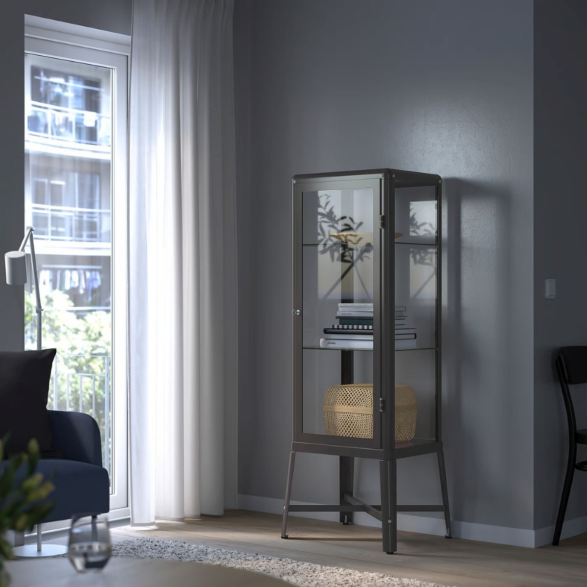 Mueble vitrina de la serie FABRIKÖR de Ikea
