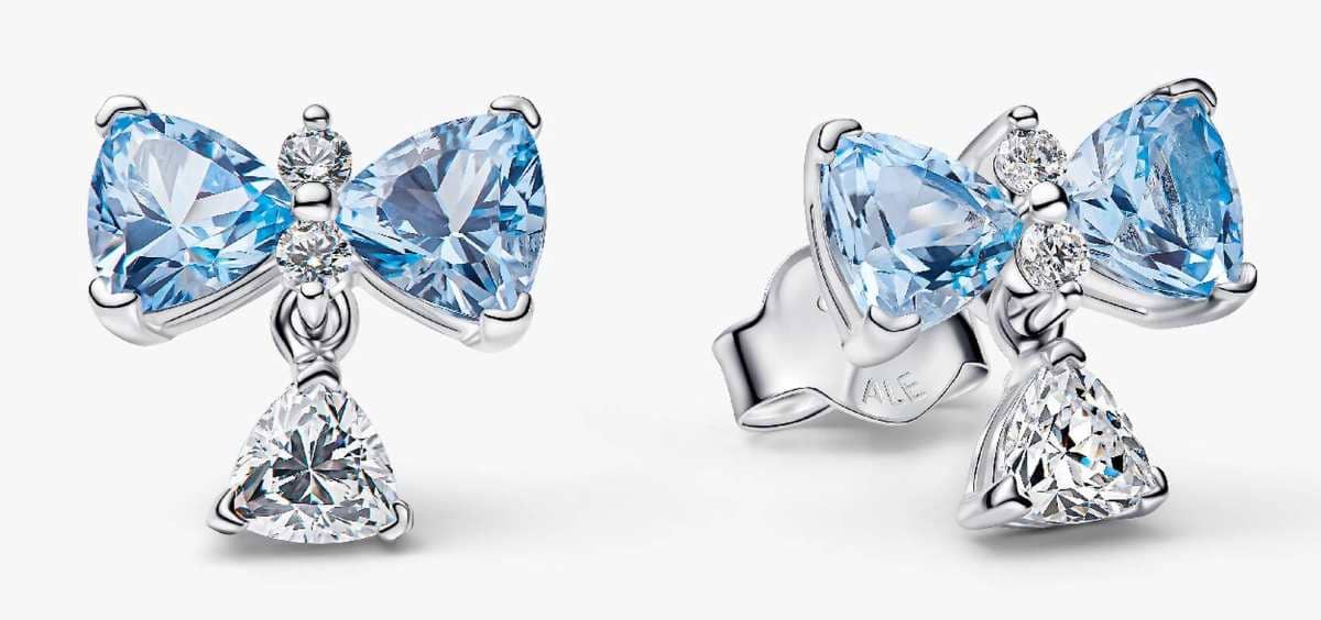 Conjunto de Regalo Pendientes y Anillo Lazo Azul de Los Bridgerton de Netflix de Pandora