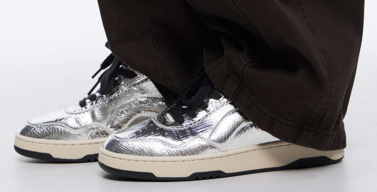 Deportiva cupsole 13 57 piel plata de Bimba y Lola