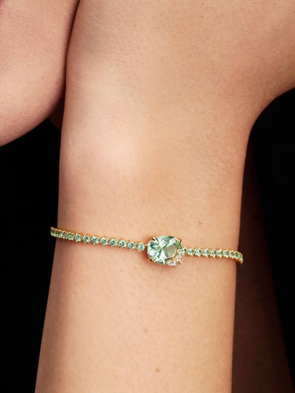 Pulsera de tenis Mariposa con cierre deslizante de Los Bridgerton de Netflix de Pandora