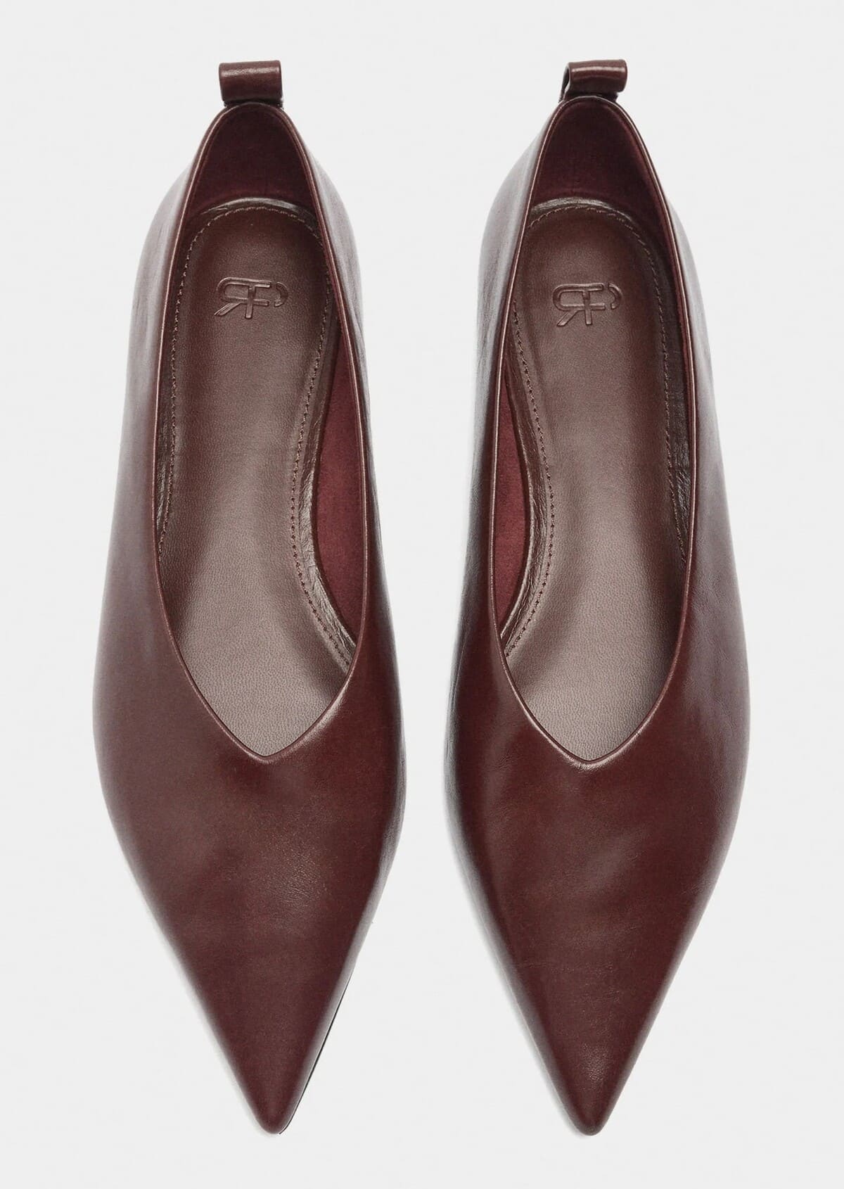 Bailarinas de piel con punta perfilada