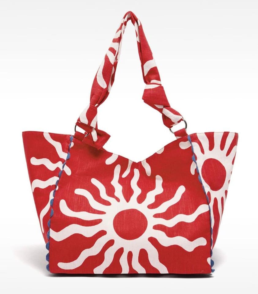 Shopper con estampados y cierre imantado