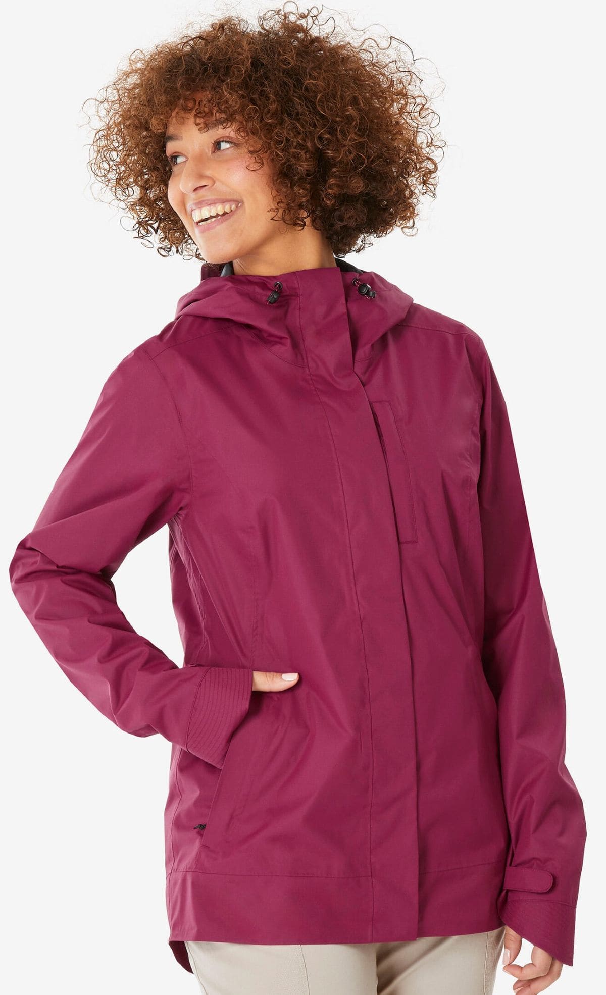 Chaqueta impermeable Quechua NH500 de Decathlon