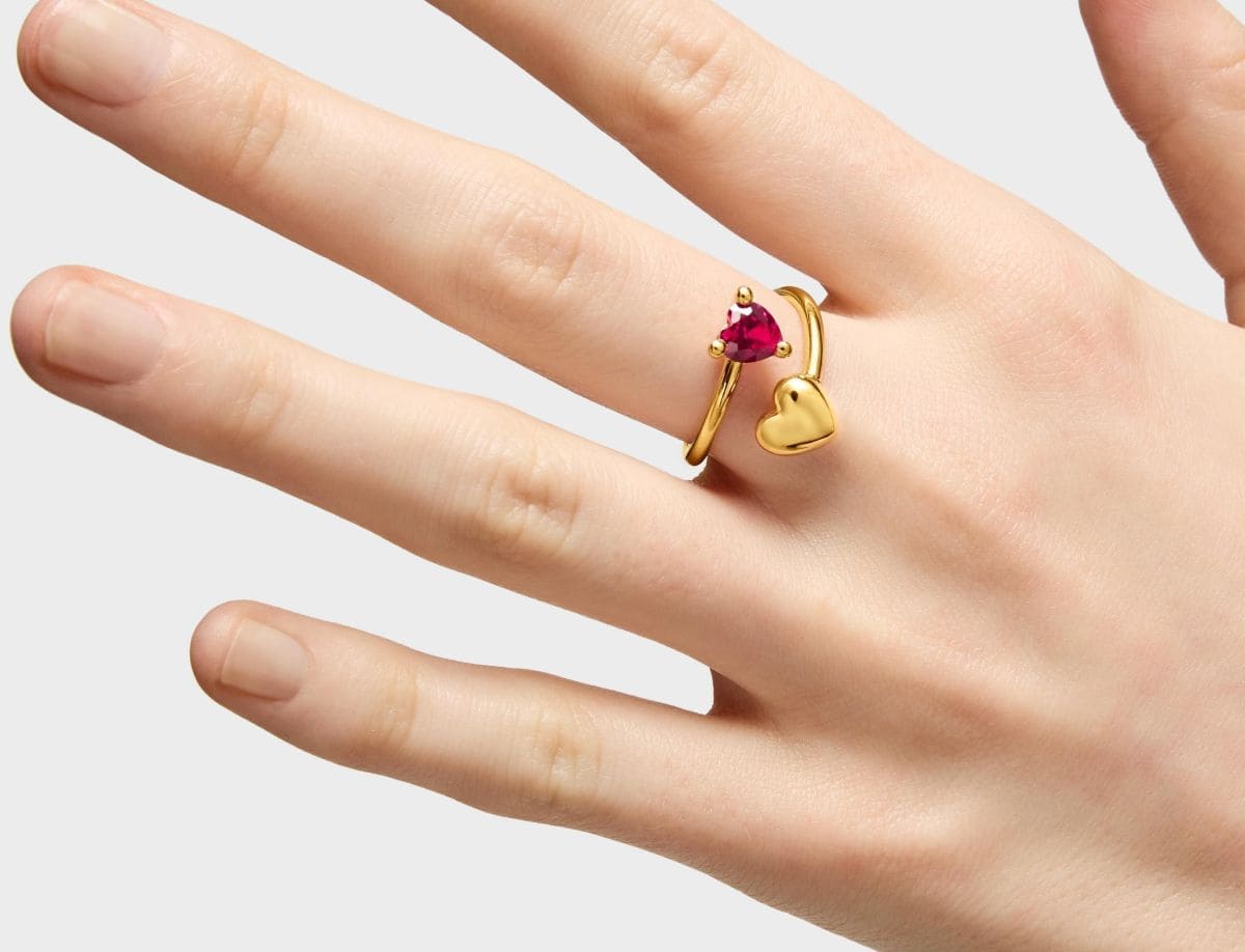 Anillo abierto con baño de oro 18 kt sobre plata y rubí creado en laboratorio Garden Of Love LGG