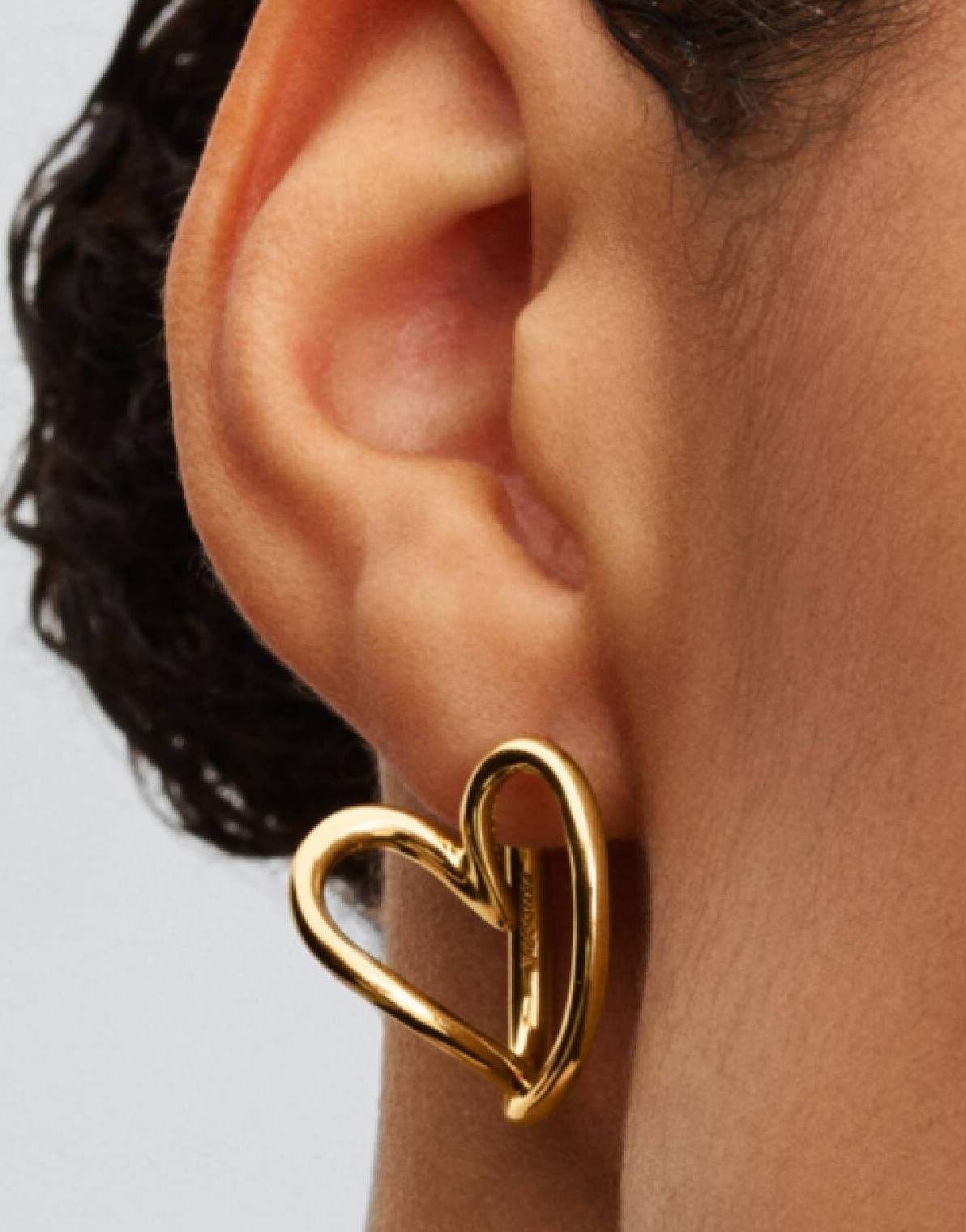 Pendientes de Aro Corazón Forma Orgánica de Pandora