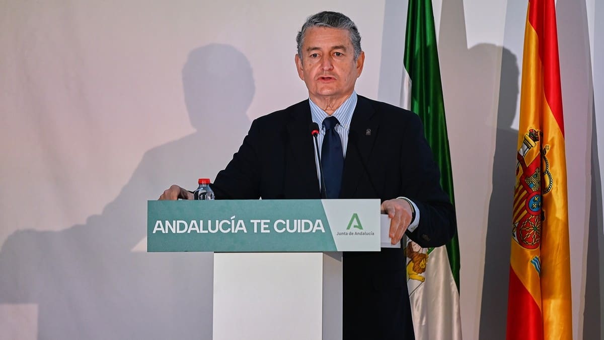 El consejero Antonio Sanz también ha intervenido en el acto | Salvador López Medina