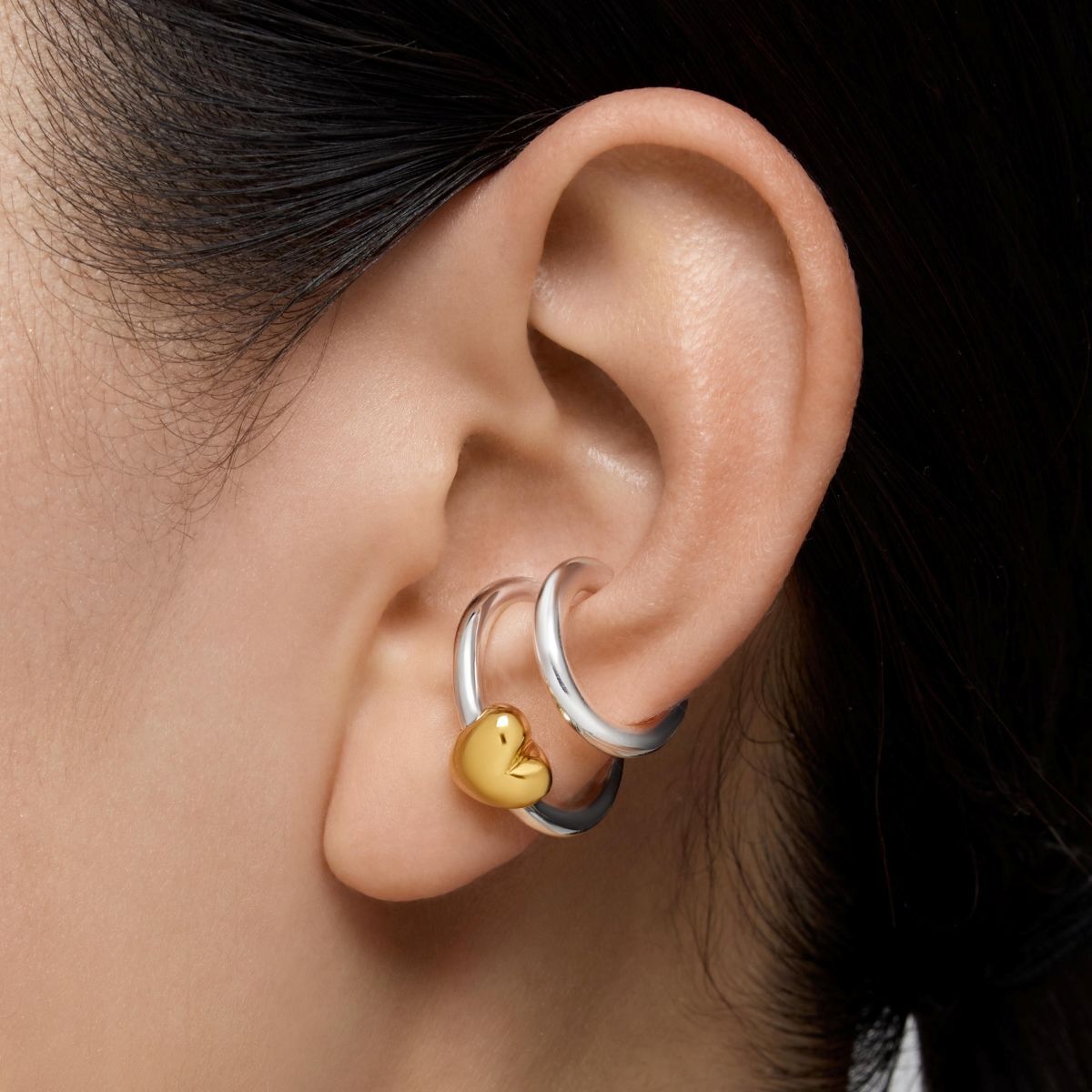 Pendientes earcuff doble aro bicolor motivo corazón TOUS Flechazo