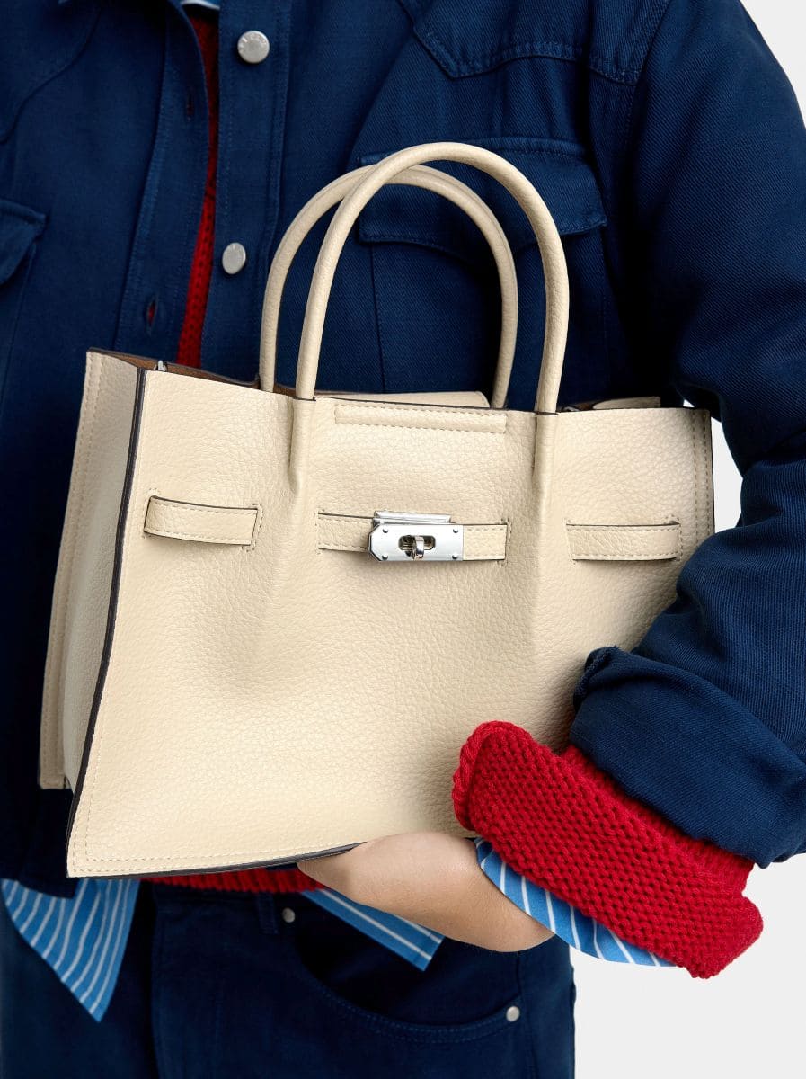 Bolso tote con textura