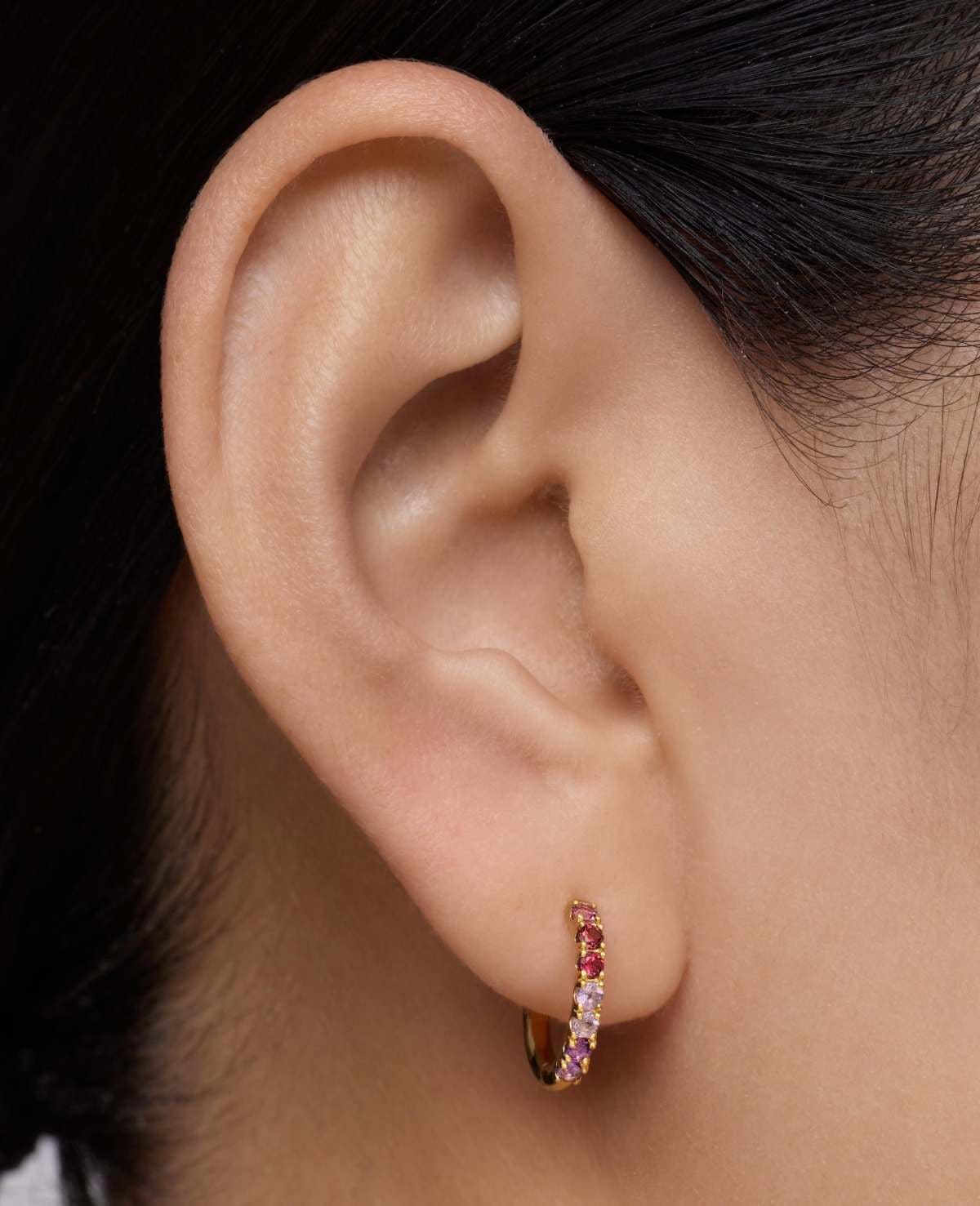 Pendientes de aro con baño de oro 18 kt sobre plata y gemas Straight de TOUS