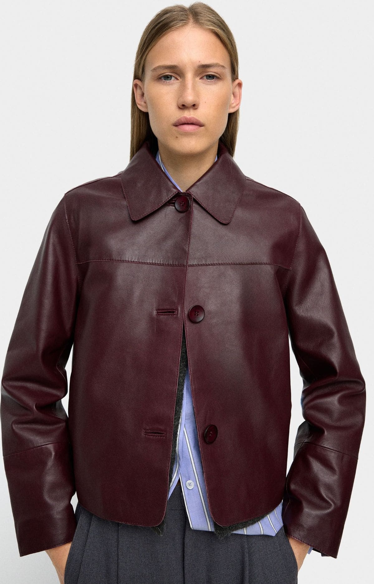 Chaqueta de piel con pespuntes de Parfois