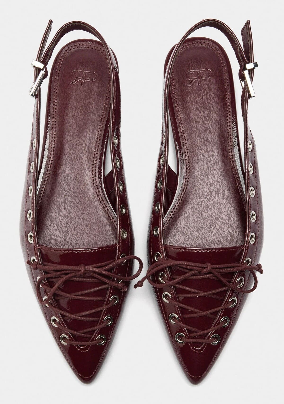 Bailarinas destalonadas con tachas