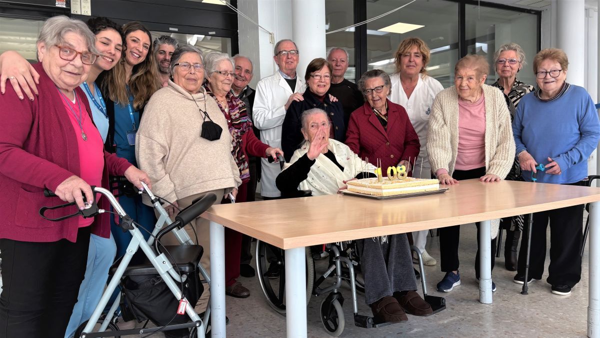 Celebración del 108 cumpleaños de Paquita Rodríguez