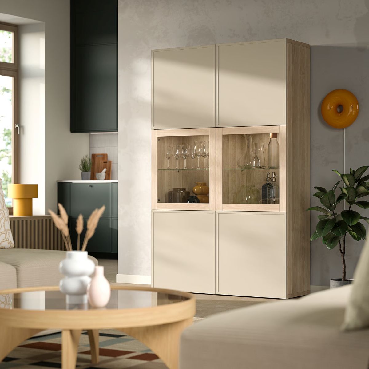 Mueble vitrina de la serie BESTÅ de Ikea