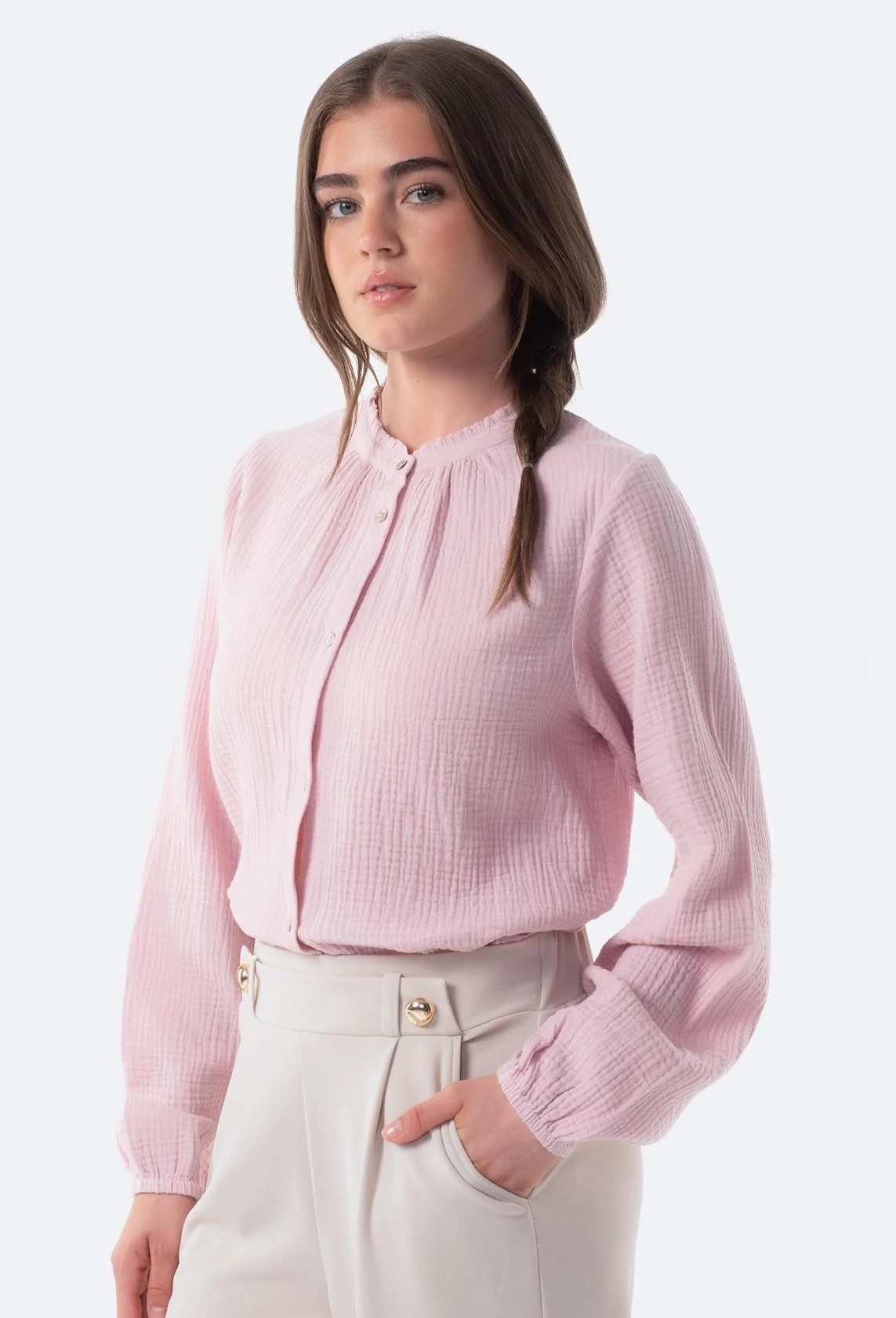 Blusa lisa de gasa con botones de Mujer TEX en Carrefour