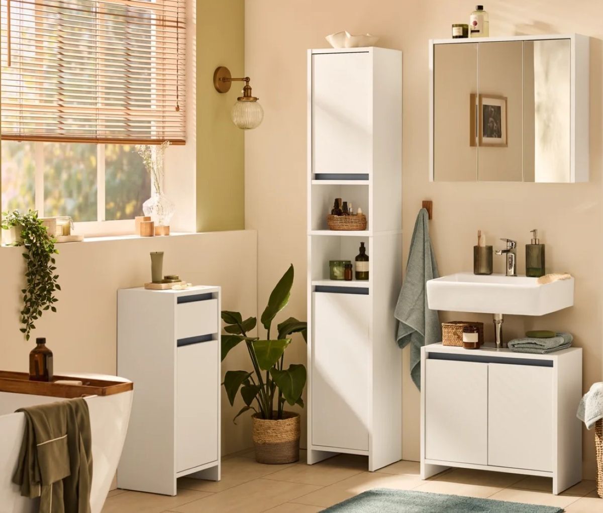 Armario alto de baño Oslo Livarno Home de Lidl