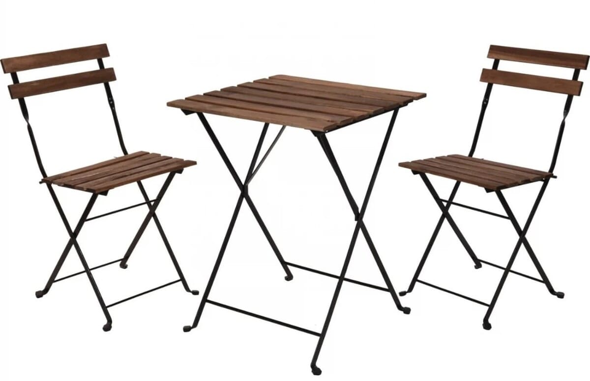 Conjunto de jardín elaborado en madera