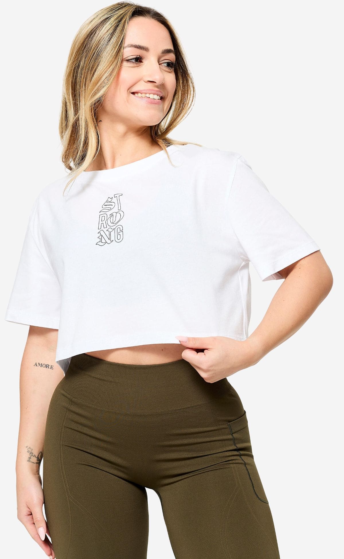 Camiseta crop top corte holgado Domyos de Decathlon