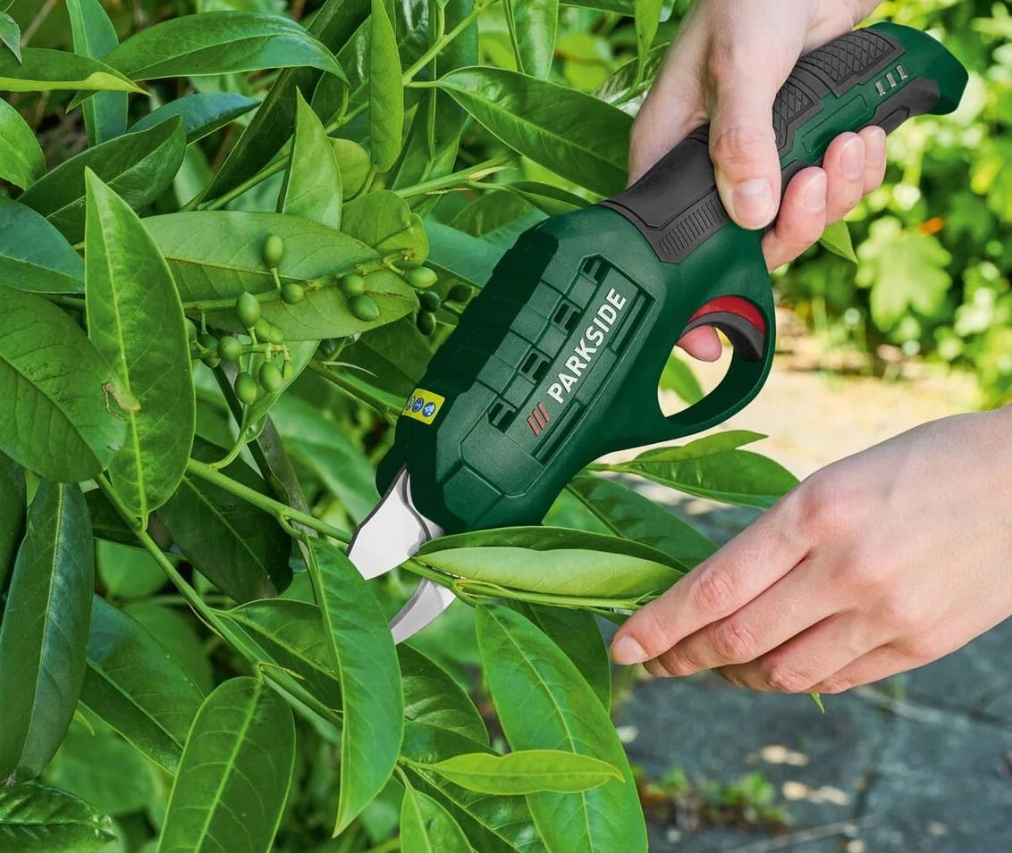 Tijeras de jardín inalámbricas