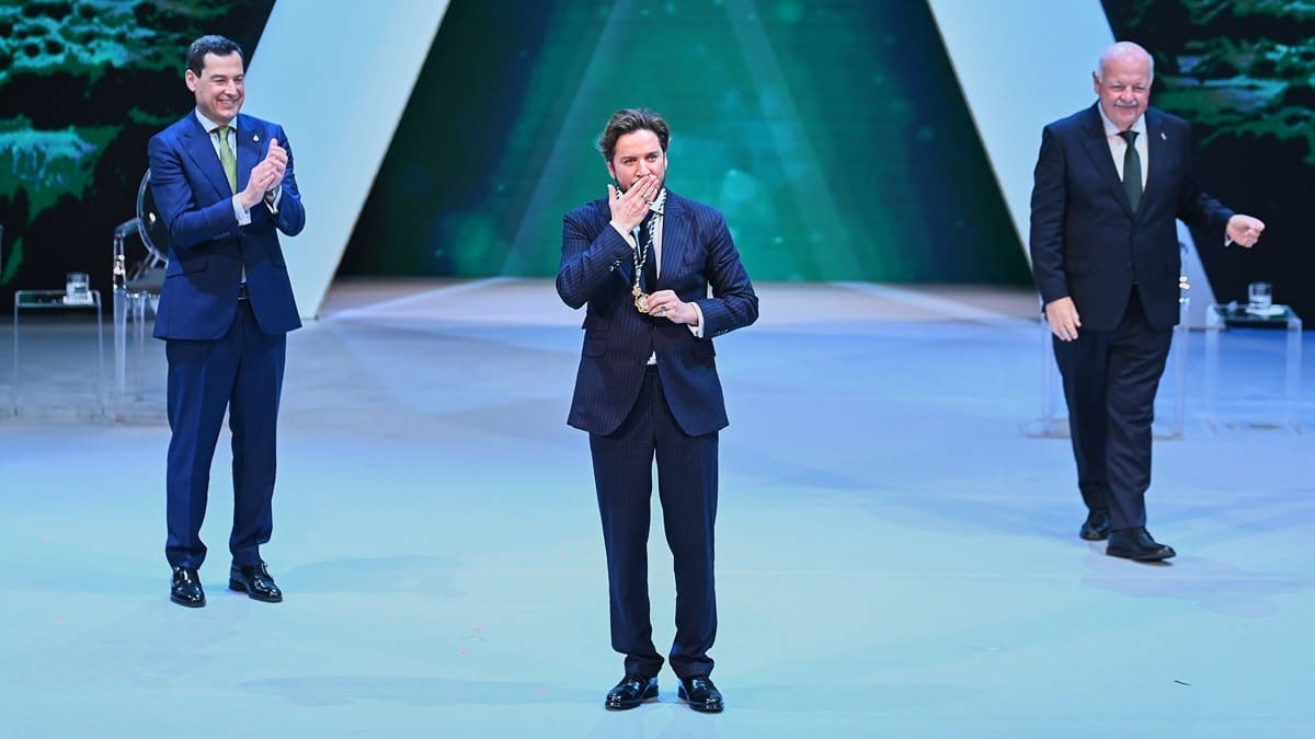 Manuel Carrasco, Hijo Predilecto de Andalucía | Salvador López Medina