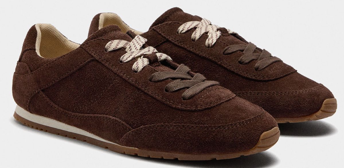 Zapatillas de piel monocromática de Parfois