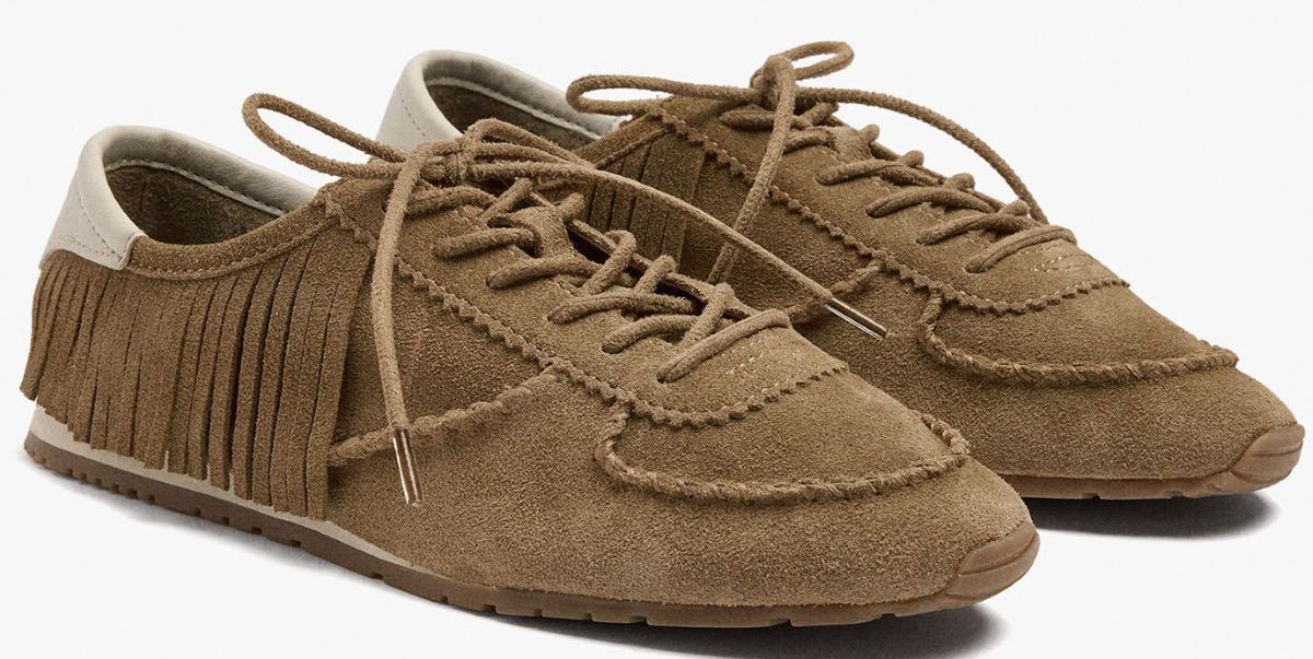 Zapatillas de piel con flecos de Parfois