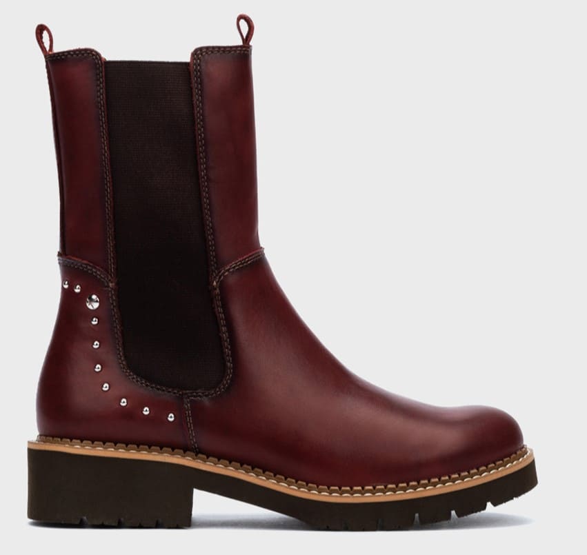 Botines de piel con suela extraligera y elásticos laterales