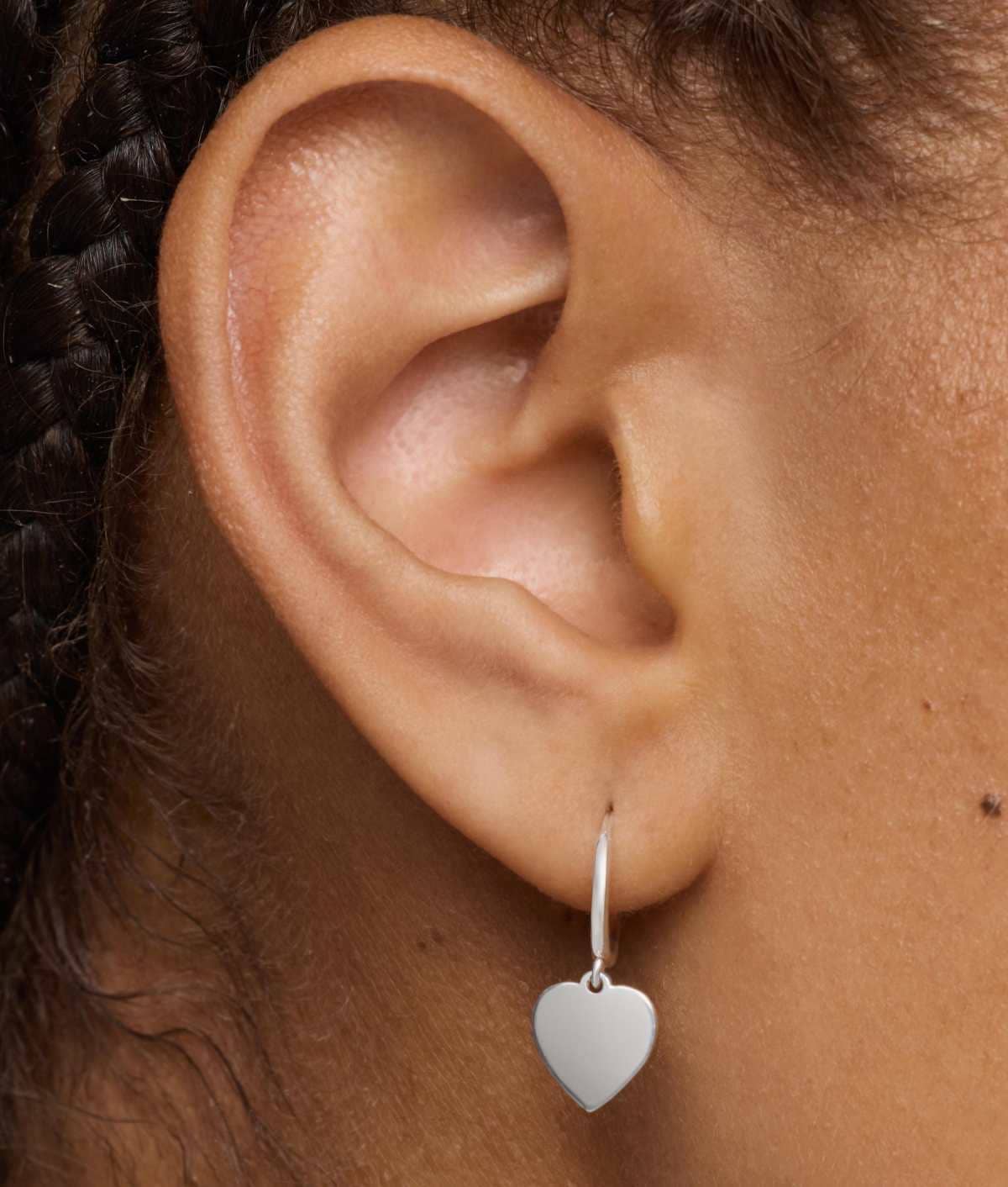 Pendientes de aro motivo corazón de plata TOUS Motivos