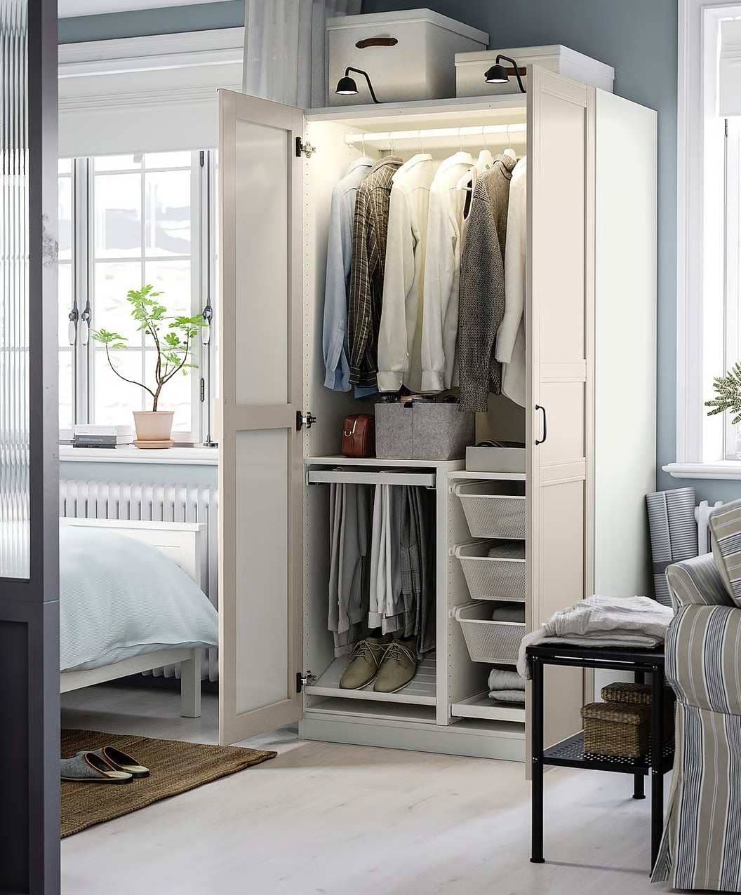 PAX KAMMARTORP FLISBERGET Combinación armario con espejo de Ikea