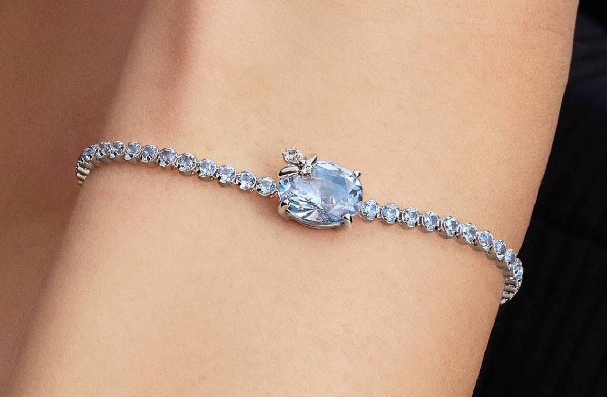 Pulsera de Tenis Abeja con Cierre Deslizante de Los Bridgerton de Netflix de Pandora