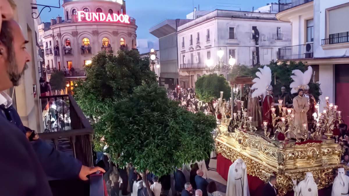 Saeta de Luis Santiago al Señor del Consuelo