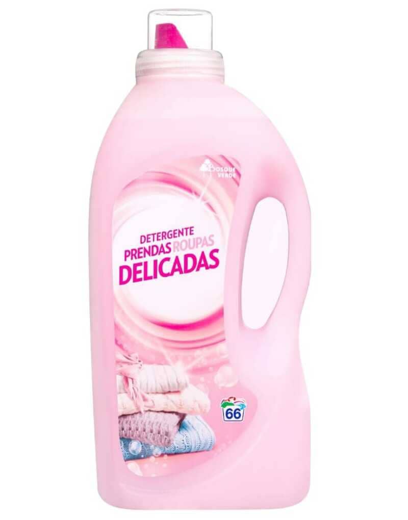 Detergente para ropa Prendas Delicadas Bosque Verde líquido