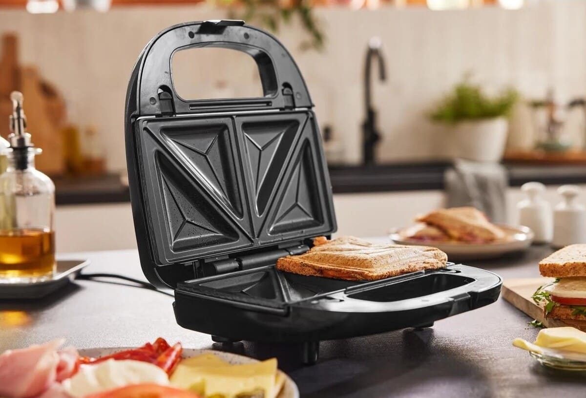 Sandwichera 3 en 1 con placas intercambiables de 750 W