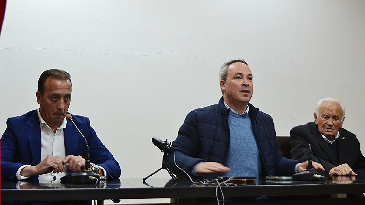 Presentación en Paterna I Breña