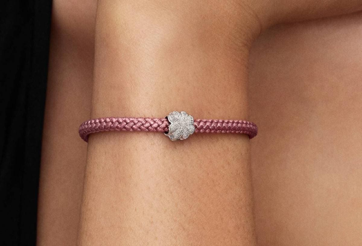 Charm MIni Trébol Textura de Pandora