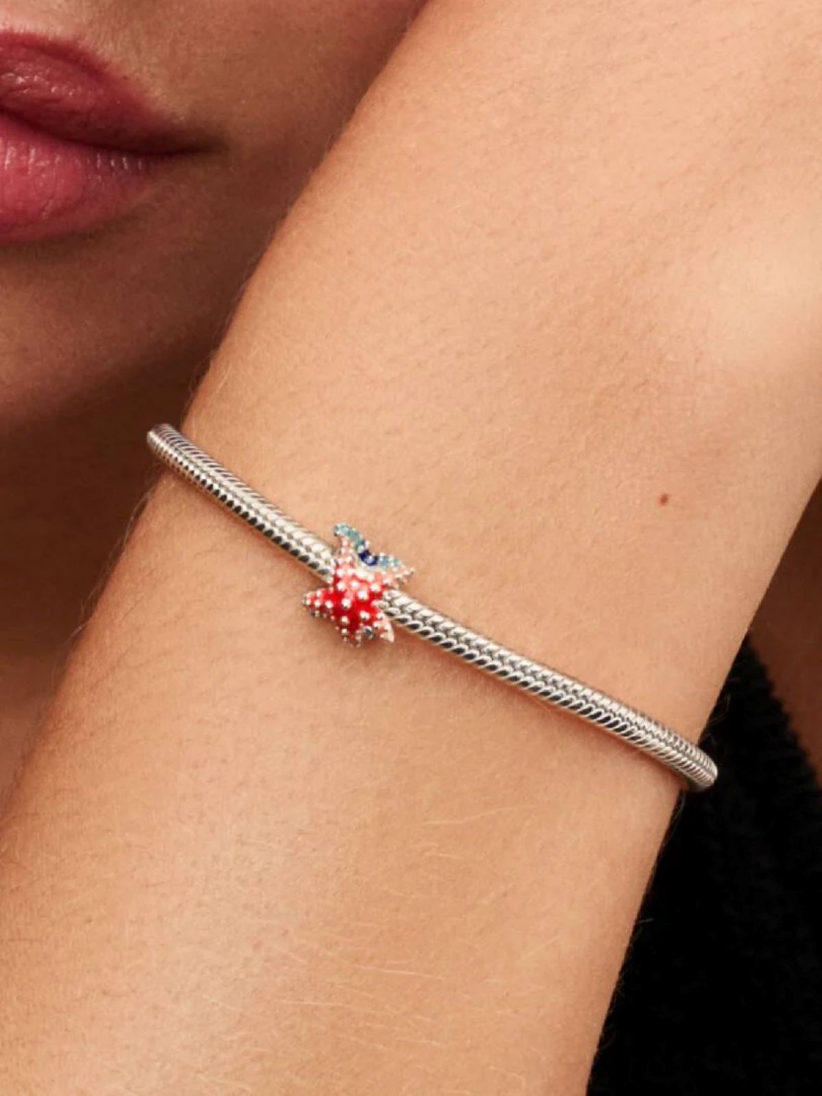 Charm mini estrella de Mar Colorida de Pandora