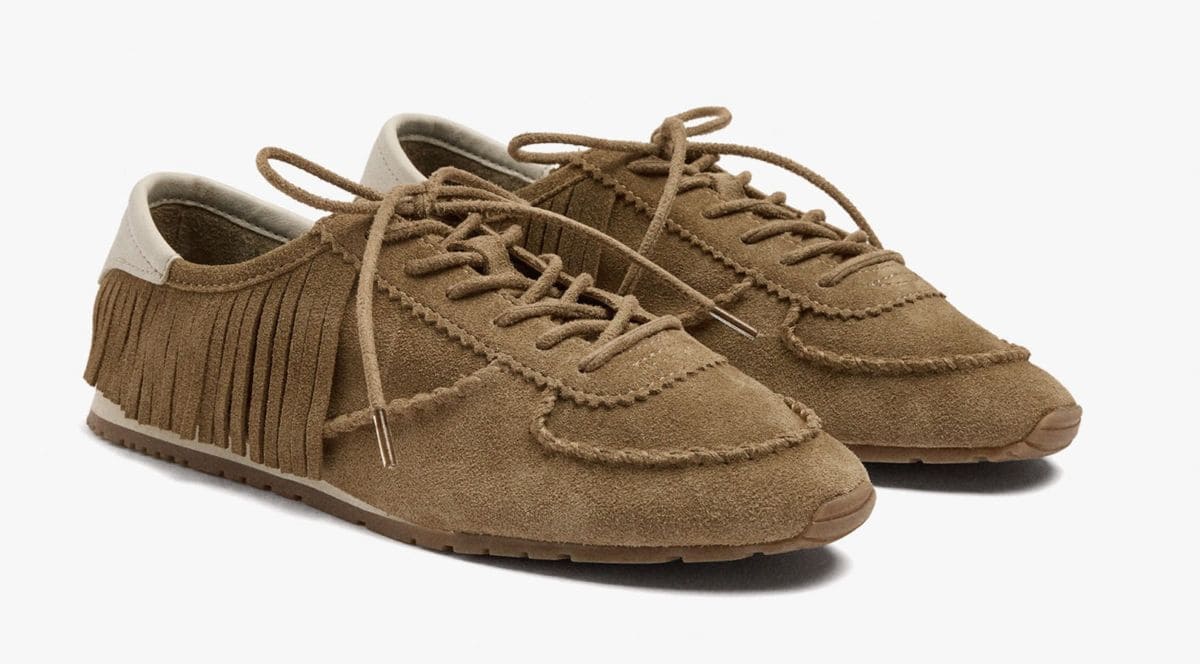 Zapatillas de piel con flecos de Parfois