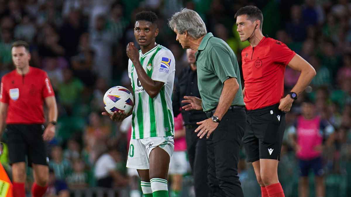 Manuel Pellegrini y Abner Real Betis - Atlético de Madrid | Salvador López Medina para El MIRA