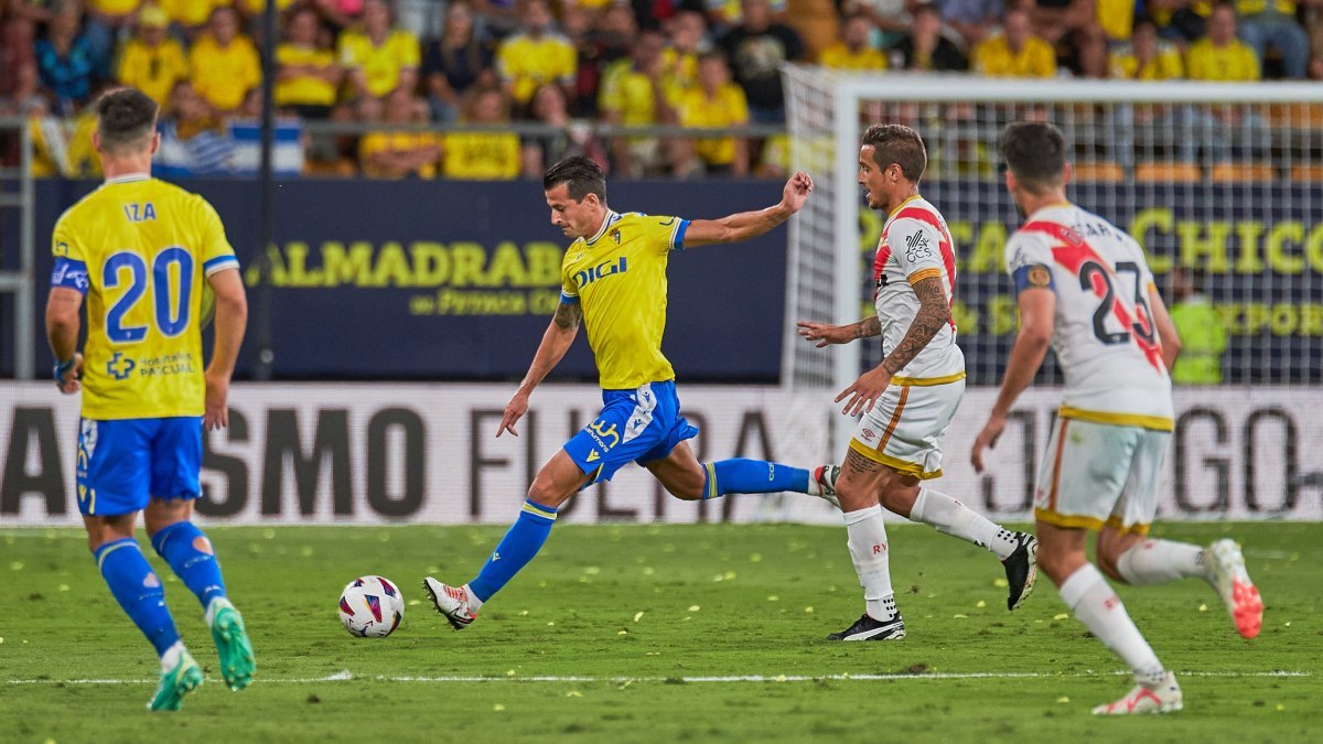 Luis Hernández en el Cádiz CF - Rayo Vallecano | Salvador López Medina para El MIRA