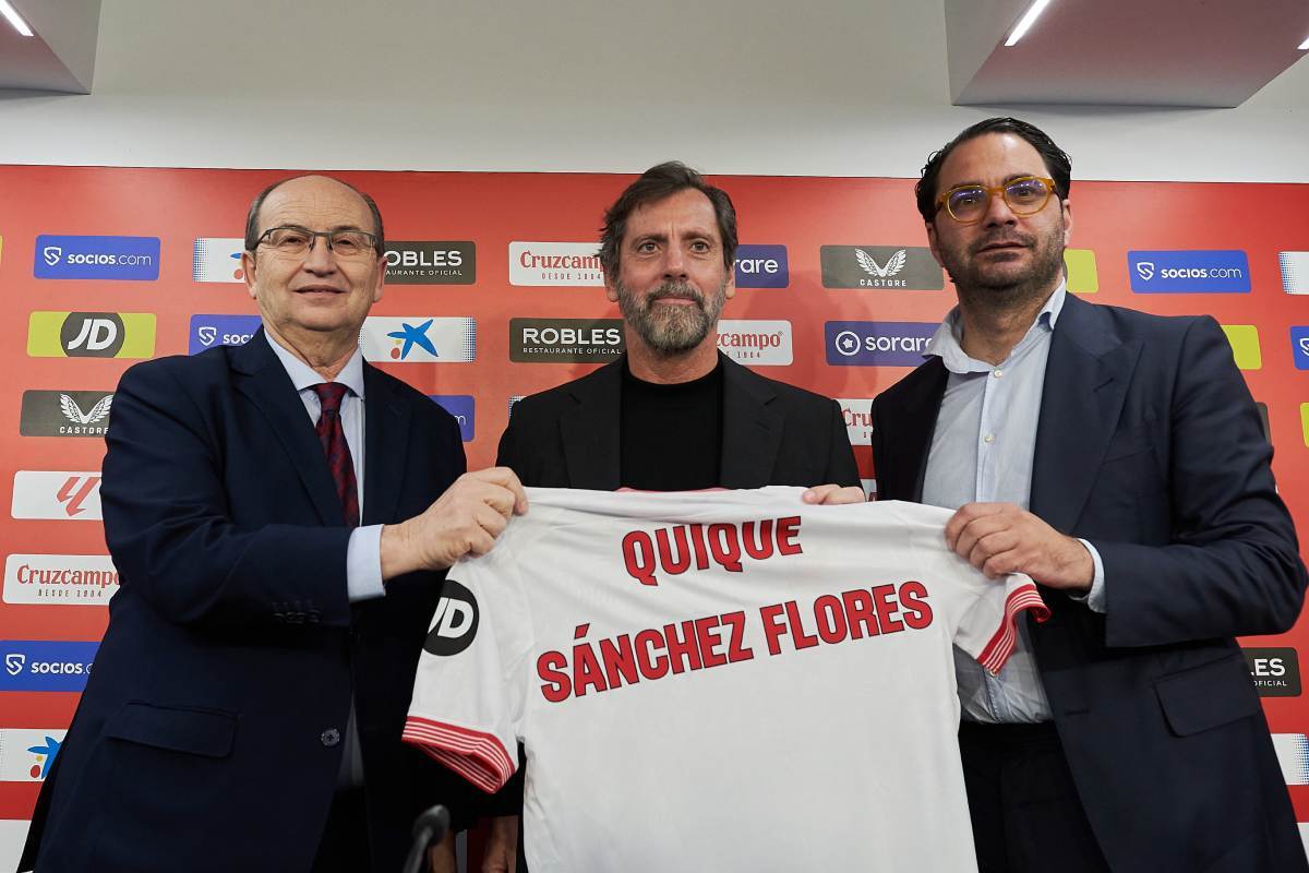 Quique Sánchez Flores en su presentación con el Sevilla FC | Salvador López Medina para El MIRA