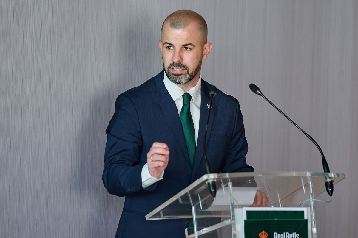 Manu Fajardo en la presentación de Chimy Ávila y Pablo Fornals con el Real Betis | Salvador López Medina para El MIRA