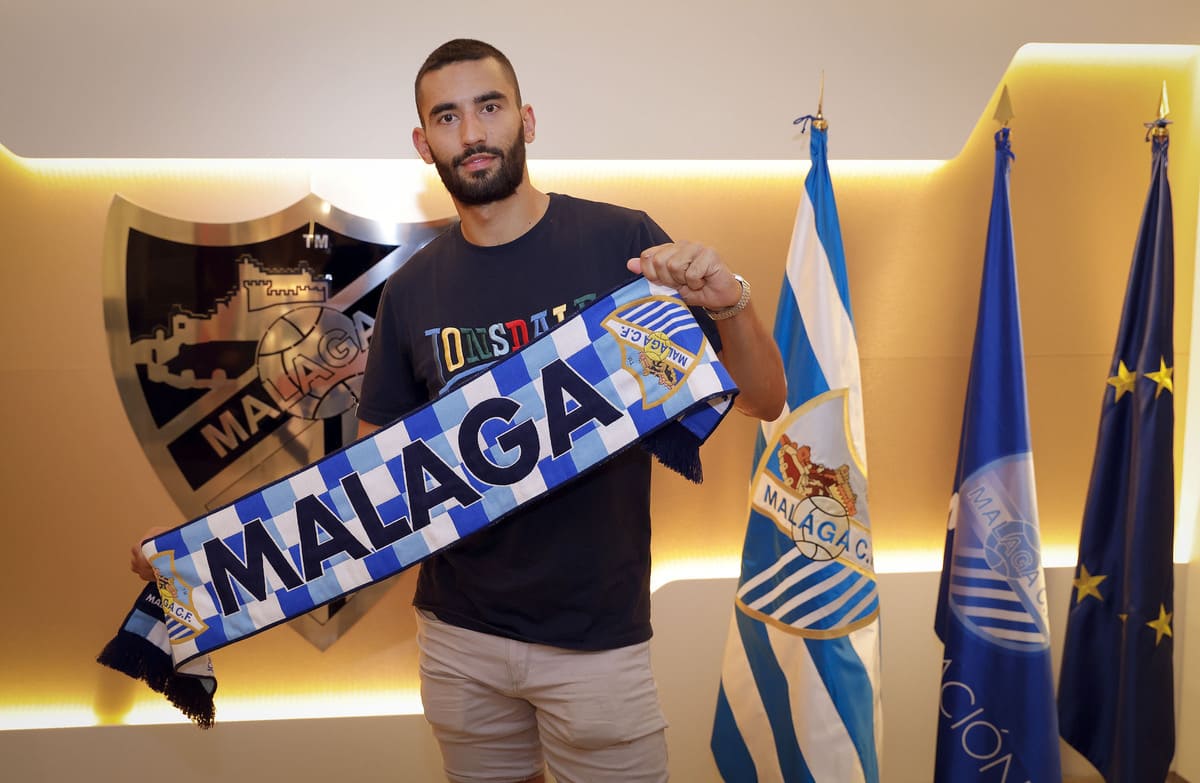 Einar Galilea en su presentación con el Málaga CF
