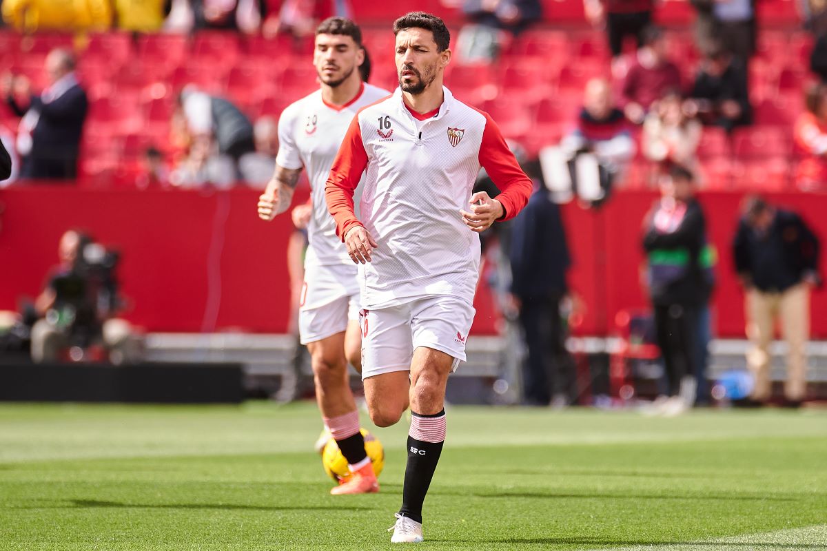 Jesús Navas en el calentamiento del Sevilla FC - Real Sociedad | Salvador López Medina para El MIRA