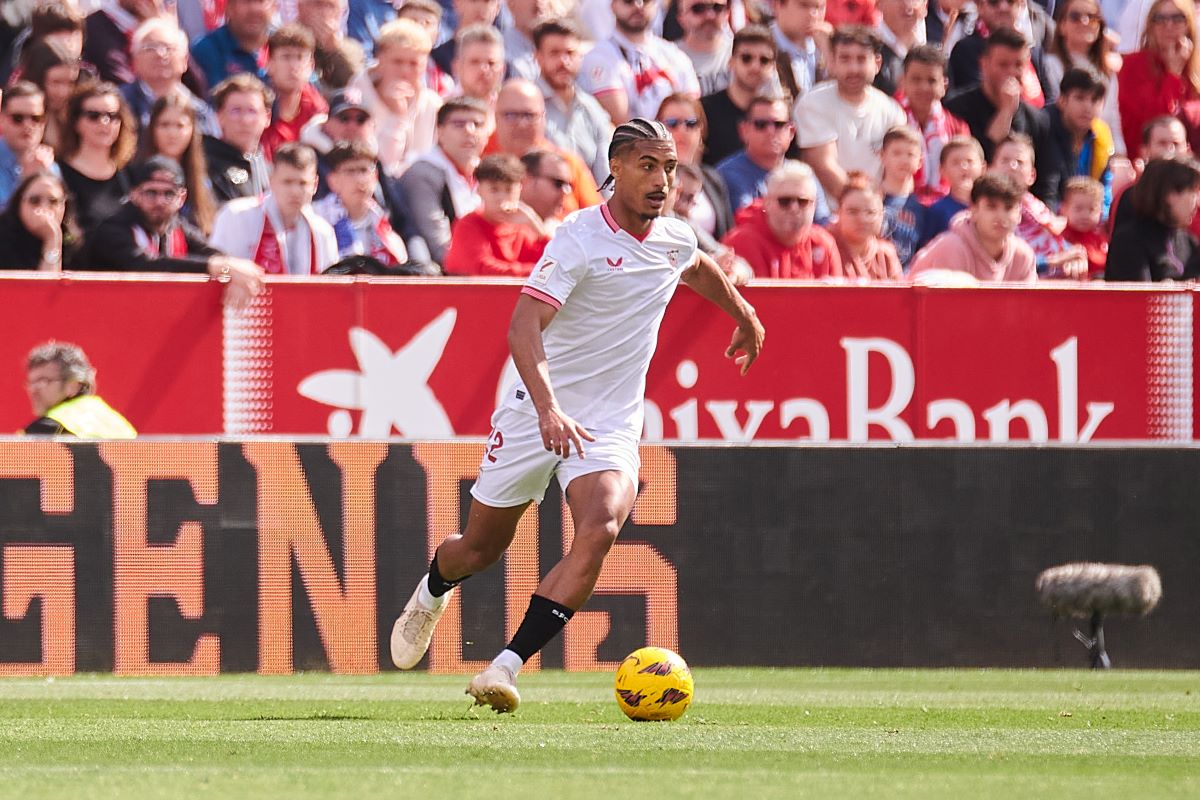 Loic Badé en el Sevilla FC - Real Sociedad | Salvador López Medina para El MIRA