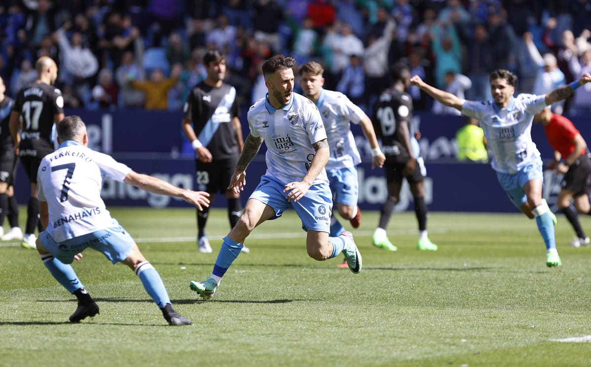 Dioni tras marcar el gol de la victoria del Málaga CF ante el Ibiza